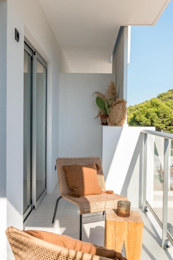 The Olive Boutique Suites & Spa Кала Лонга Екстериор снимка