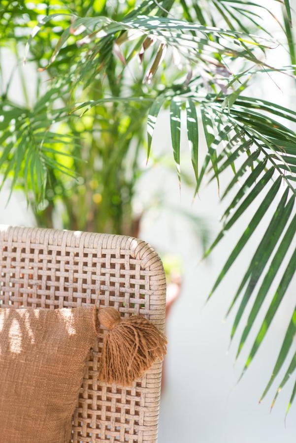 The Olive Boutique Suites & Spa Кала Лонга Екстериор снимка