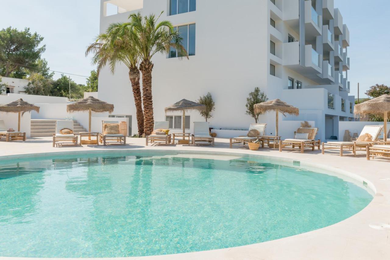 The Olive Boutique Suites & Spa Кала Лонга Екстериор снимка