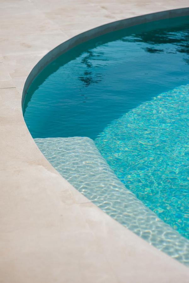 The Olive Boutique Suites & Spa Кала Лонга Екстериор снимка