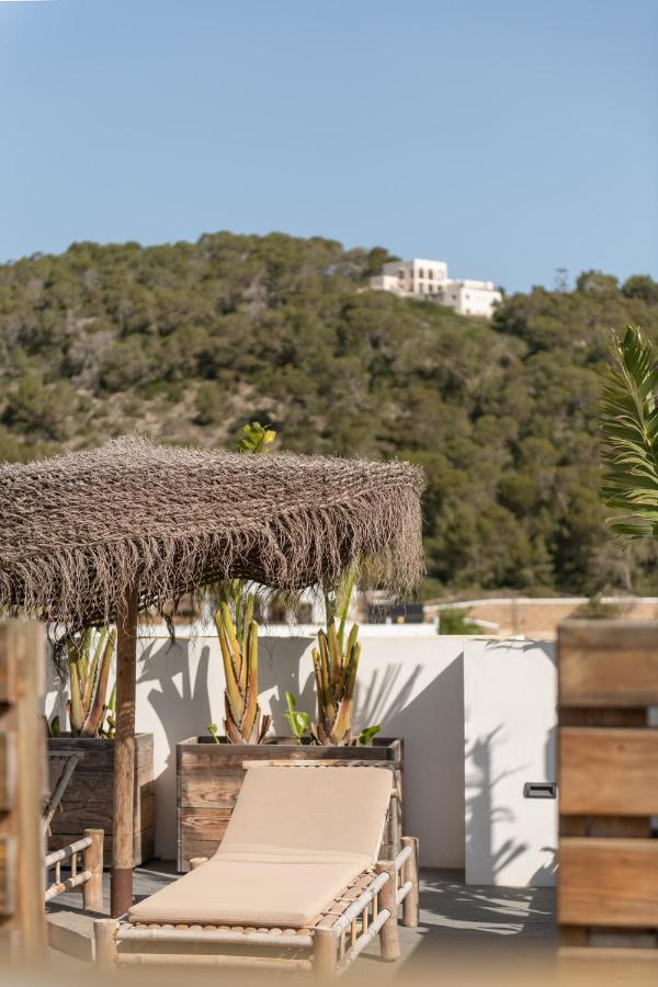 The Olive Boutique Suites & Spa Кала Лонга Екстериор снимка