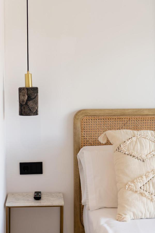 The Olive Boutique Suites & Spa Кала Лонга Екстериор снимка